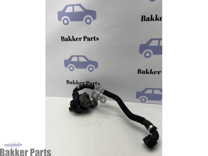 Extra waterpomp van een BMW 7-Serie, Gebruikt, -, -, Ophalen of Verzenden