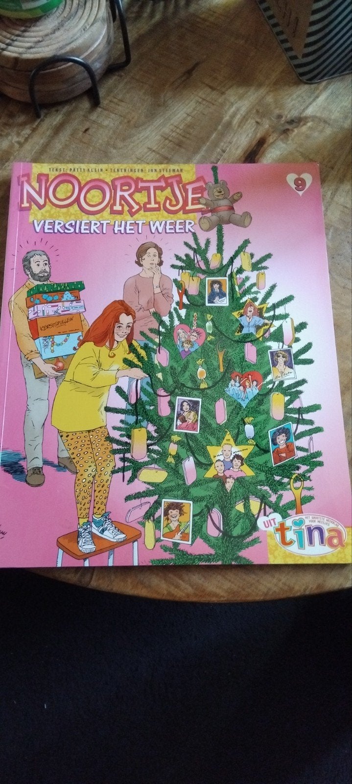 Noortje 9: Versiert het weer - Stripboek Tina, Boeken, Eén stripboek, Ophalen of Verzenden, Gelezen