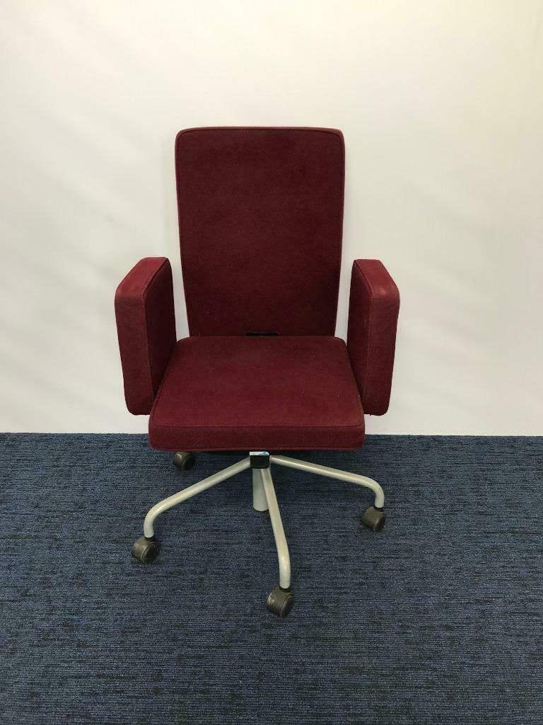 2 x Bulo Pub & club vergaderstoelen / bureaustoelen, Ophalen, Gebruikt, Twee, Stof