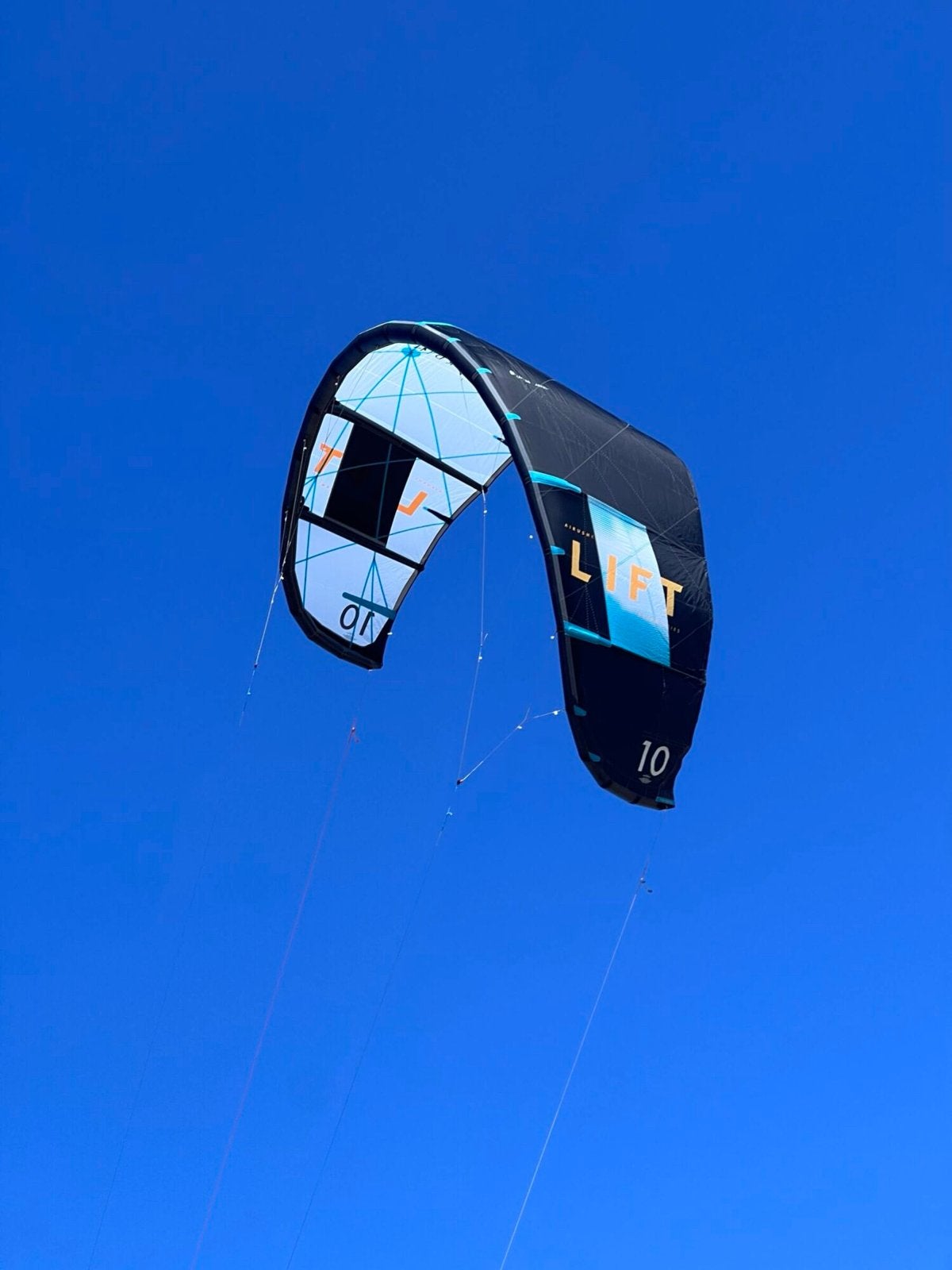 Airush Lift Team 10m big air kitesurf kite, Watersport en Boten, Kitesurfen, Gebruikt, Kite, 10 m², Geen board, Ophalen of Verzenden