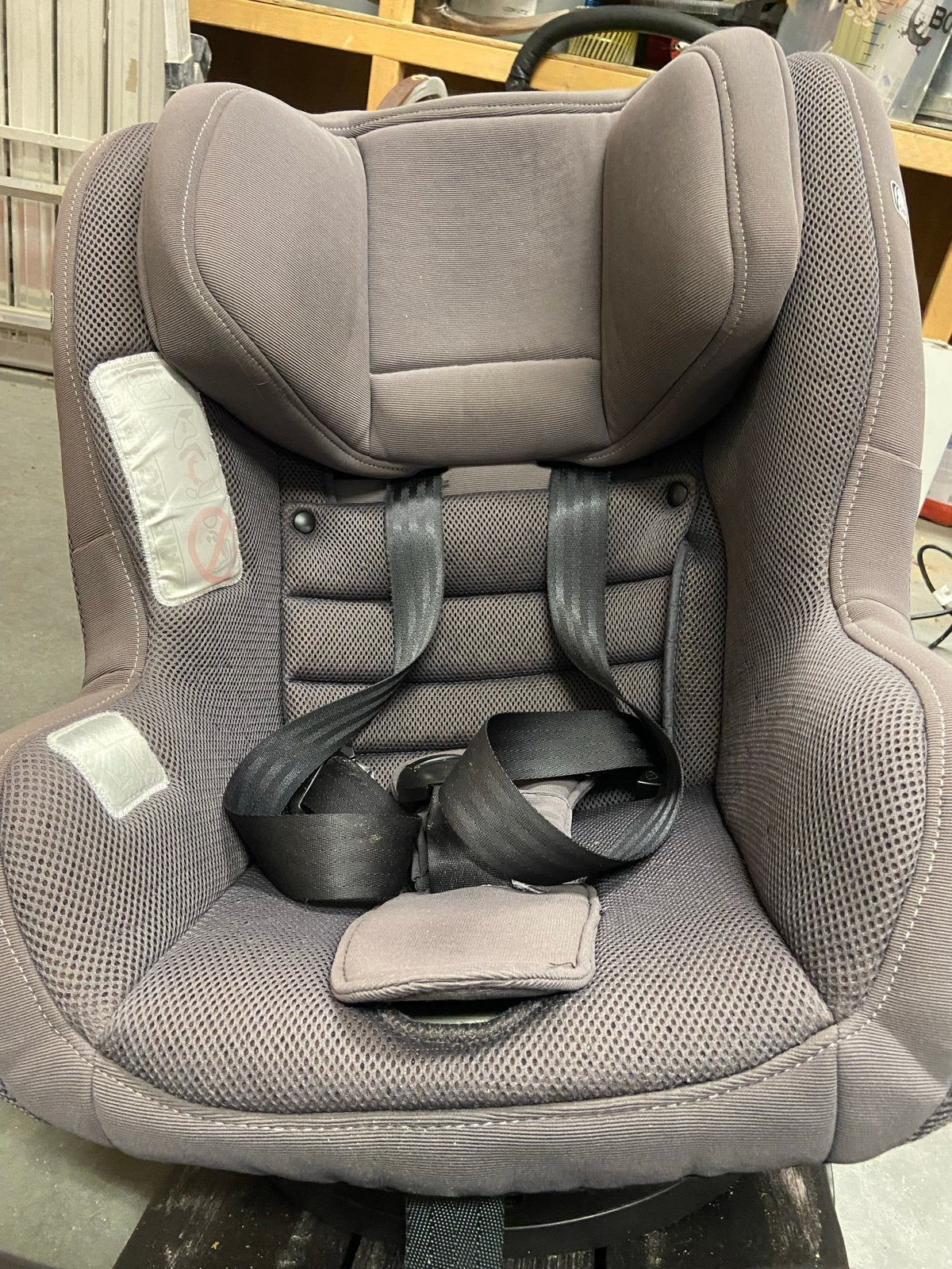 Nuna autostoel met draaibaar onderstel en isofix- Grijs, Kinderen en Baby's, Autostoeltjes, Gebruikt, 0 t/m 18 kg, Verstelbare rugleuning