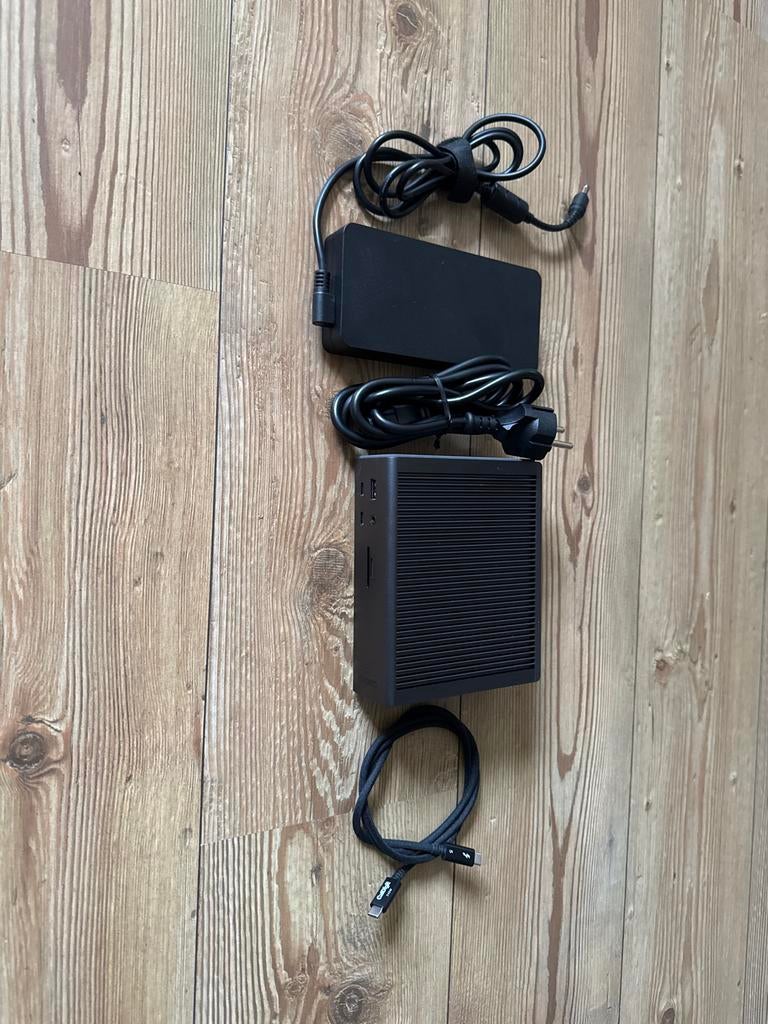 Caldigit TS5 Plus, Computers en Software, Ophalen of Verzenden, Zo goed als nieuw