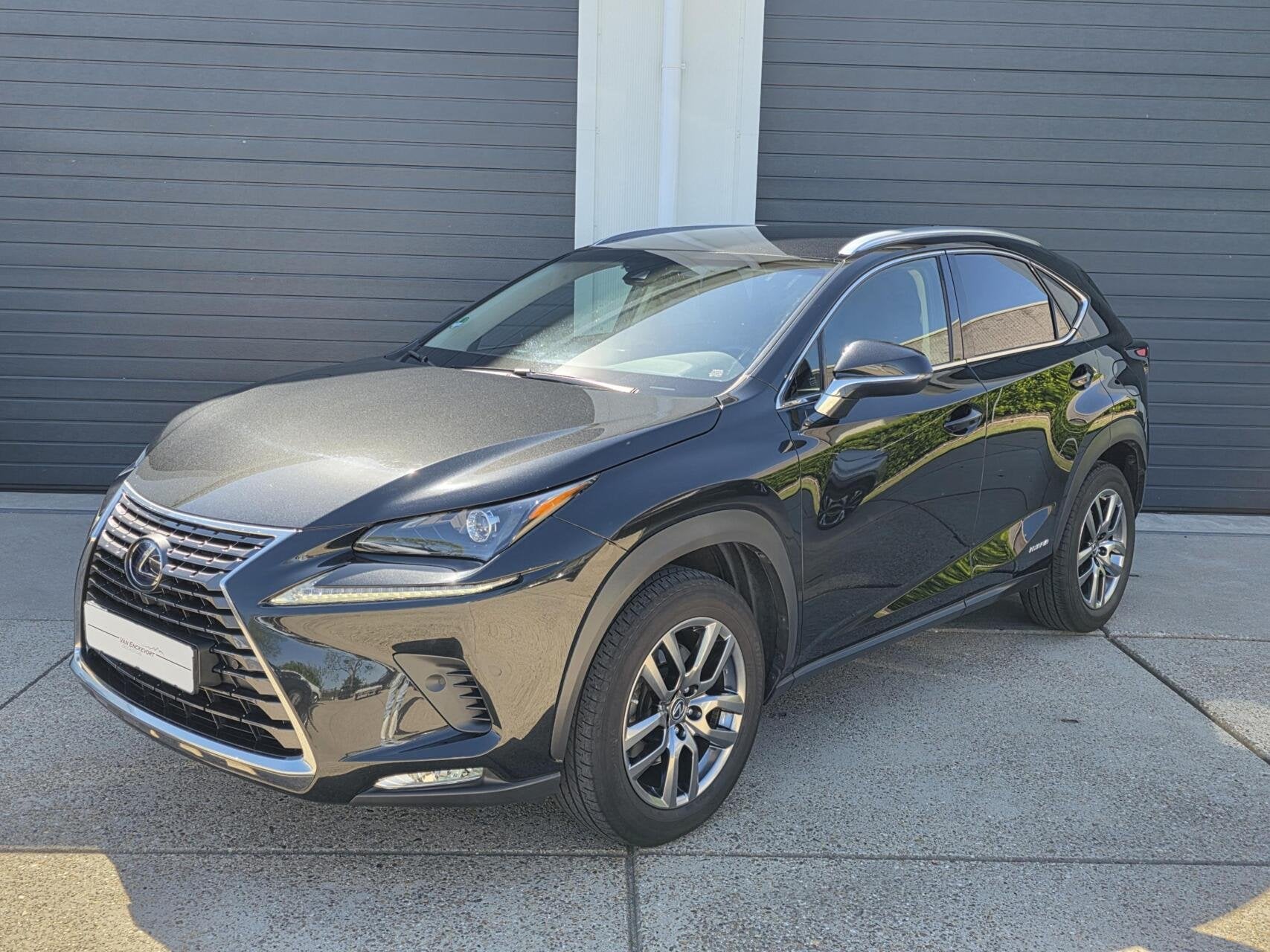 Lexus NX 300h AWD Luxury LINE IN NIEUWSTAAT, Automaat, Gebruikt, Zwart, Leder