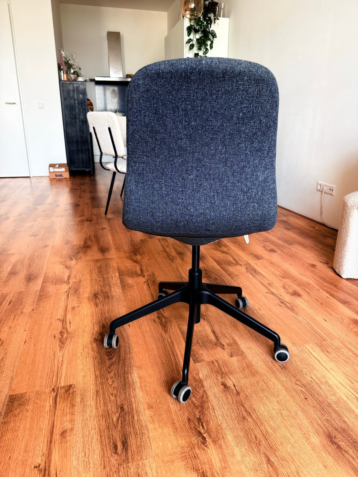 Foto 3 van Ikea Langfjall bureaustoel donkergrijs