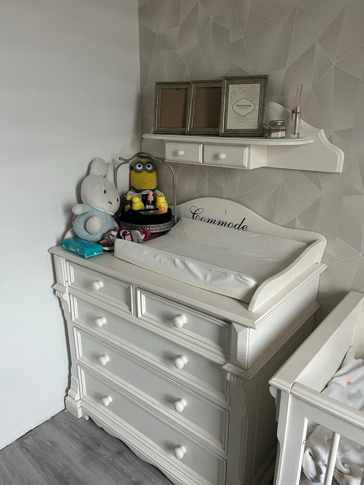 Complete babykamer: Commode, kast en ledikant, Ophalen, 50 tot 70 cm, Opstaande rand, 100 cm of meer