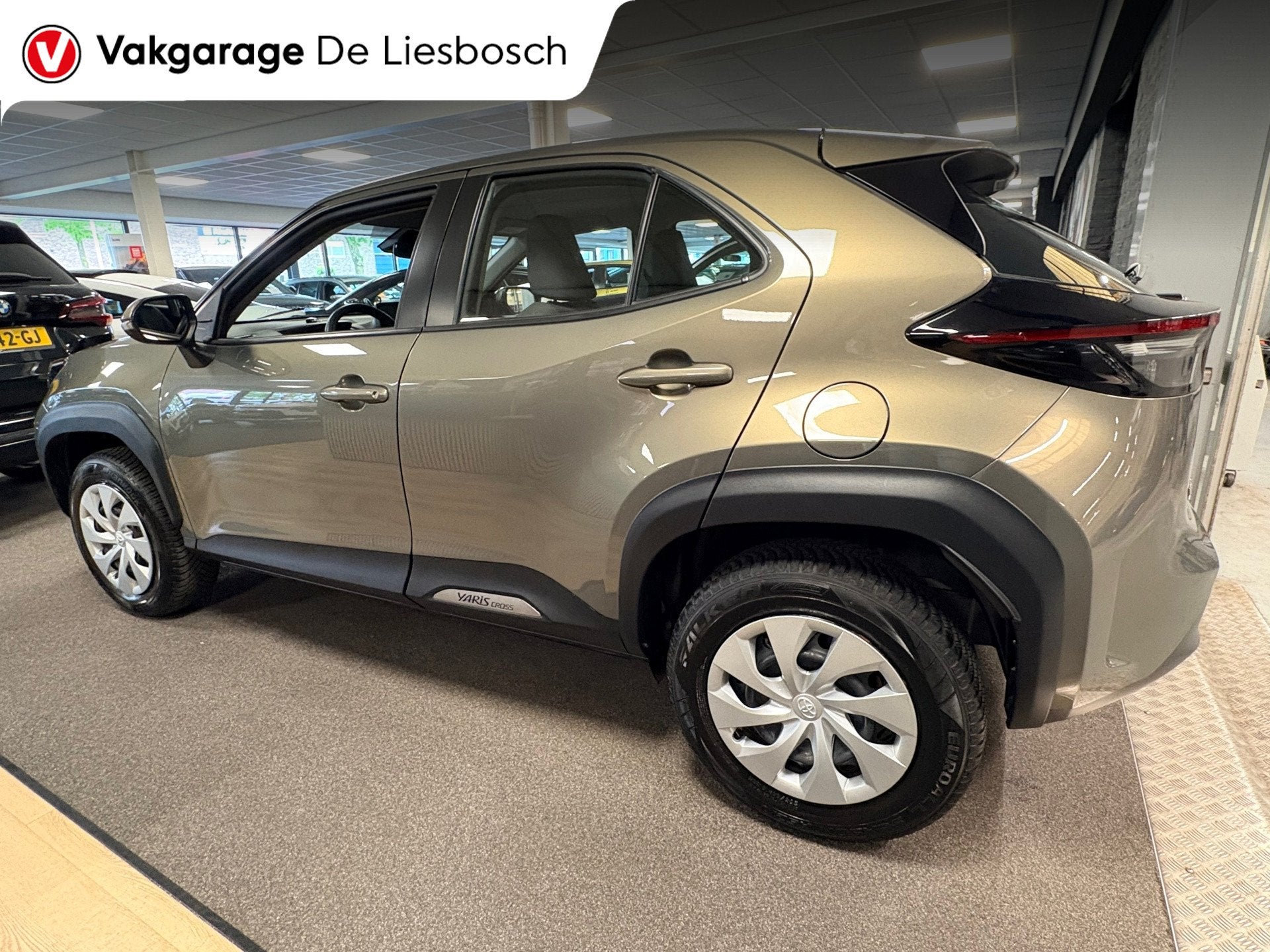 Toyota Yaris Cross 1.5 Hybrid Active/carplay//camera/clima/l, Auto's, Toyota, 12 maanden, Stof, Gebruikt, 23 km/l
