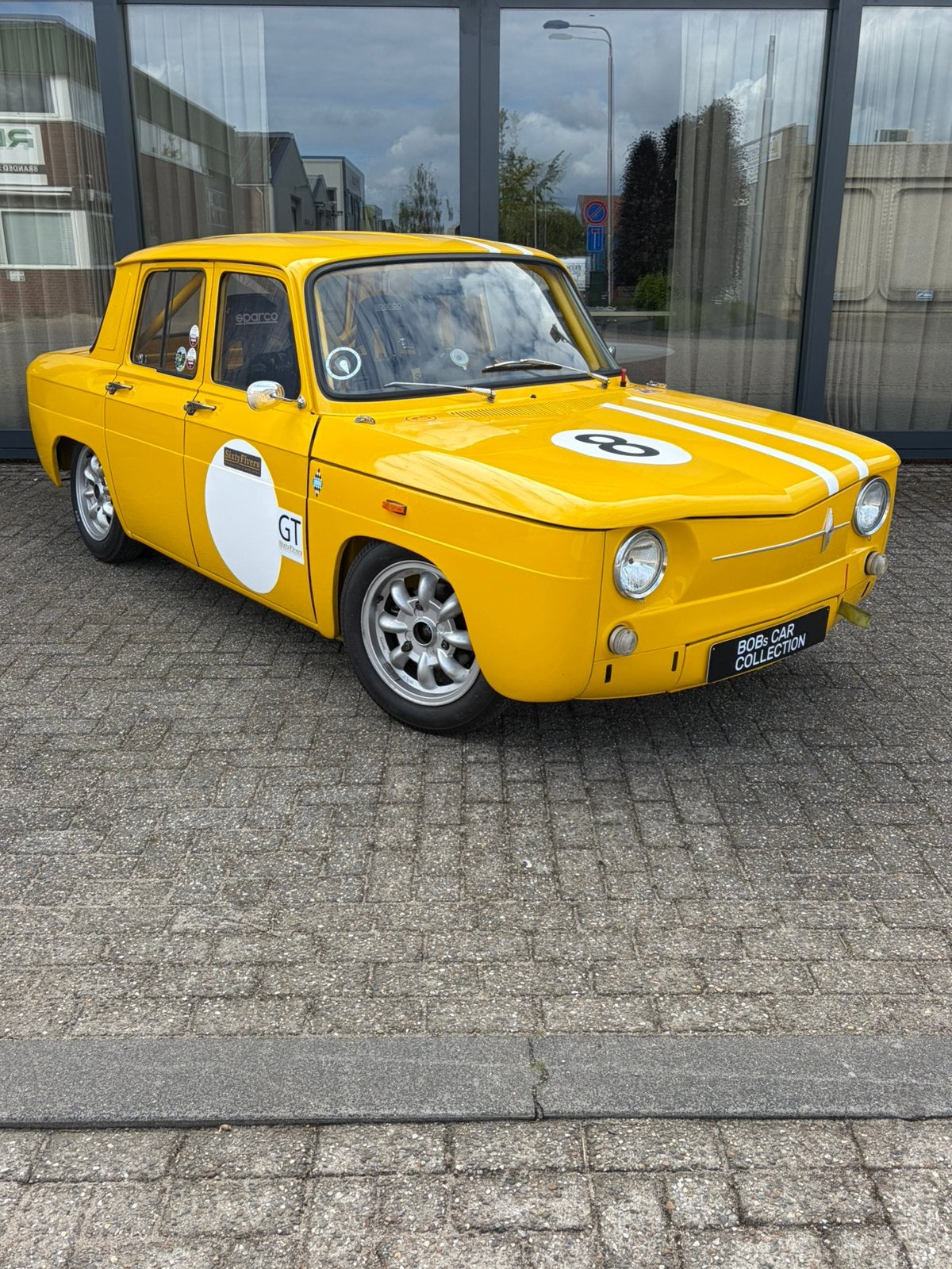 Renault R8 race/rally klaar, Achterwielaandrijving, Zwart, Geel, Bedrijf