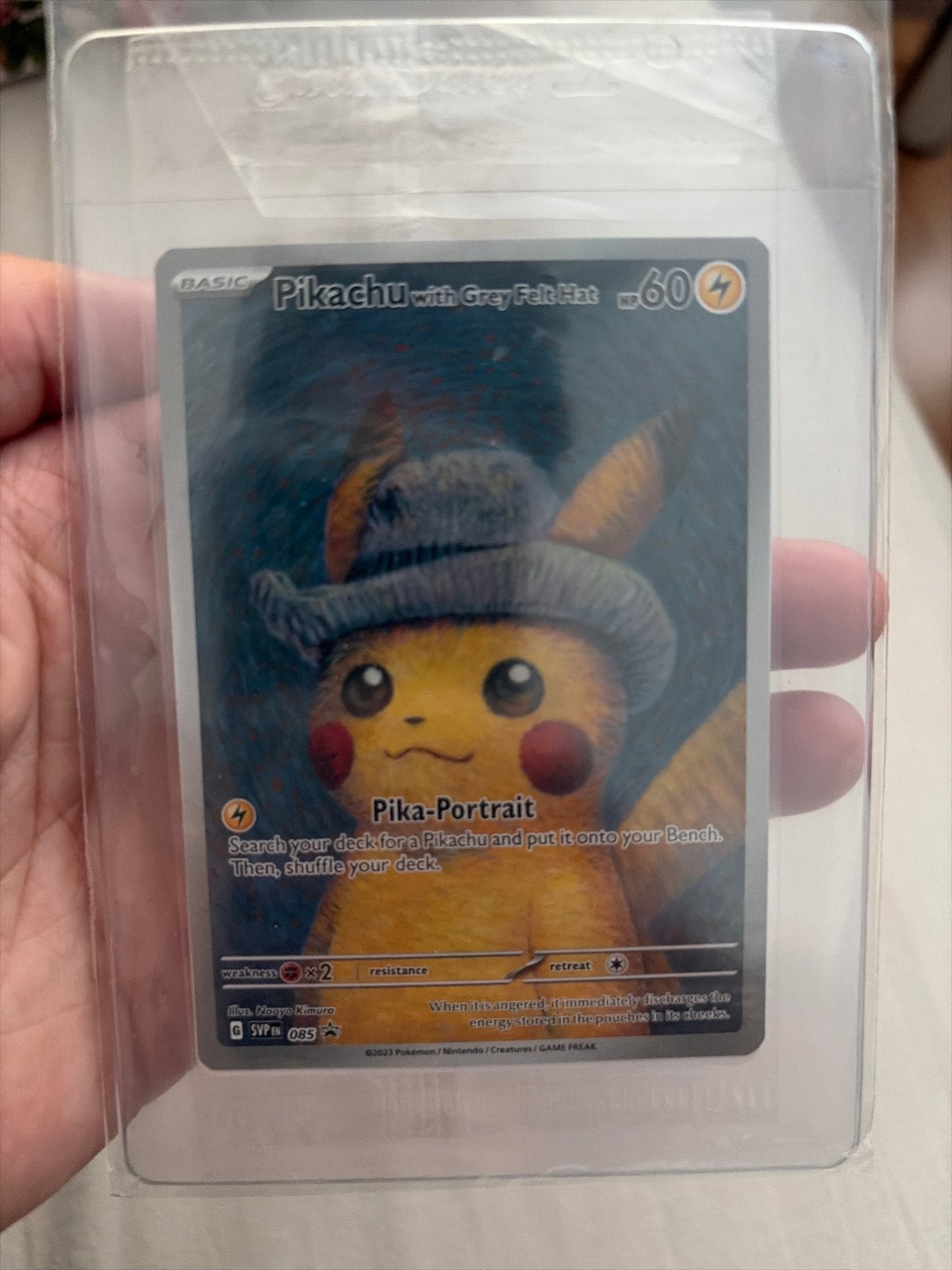 Pikachu van Gogh met Grijze Vilten Hoed (Sealed), Ophalen of Verzenden, Nieuw, Losse kaart