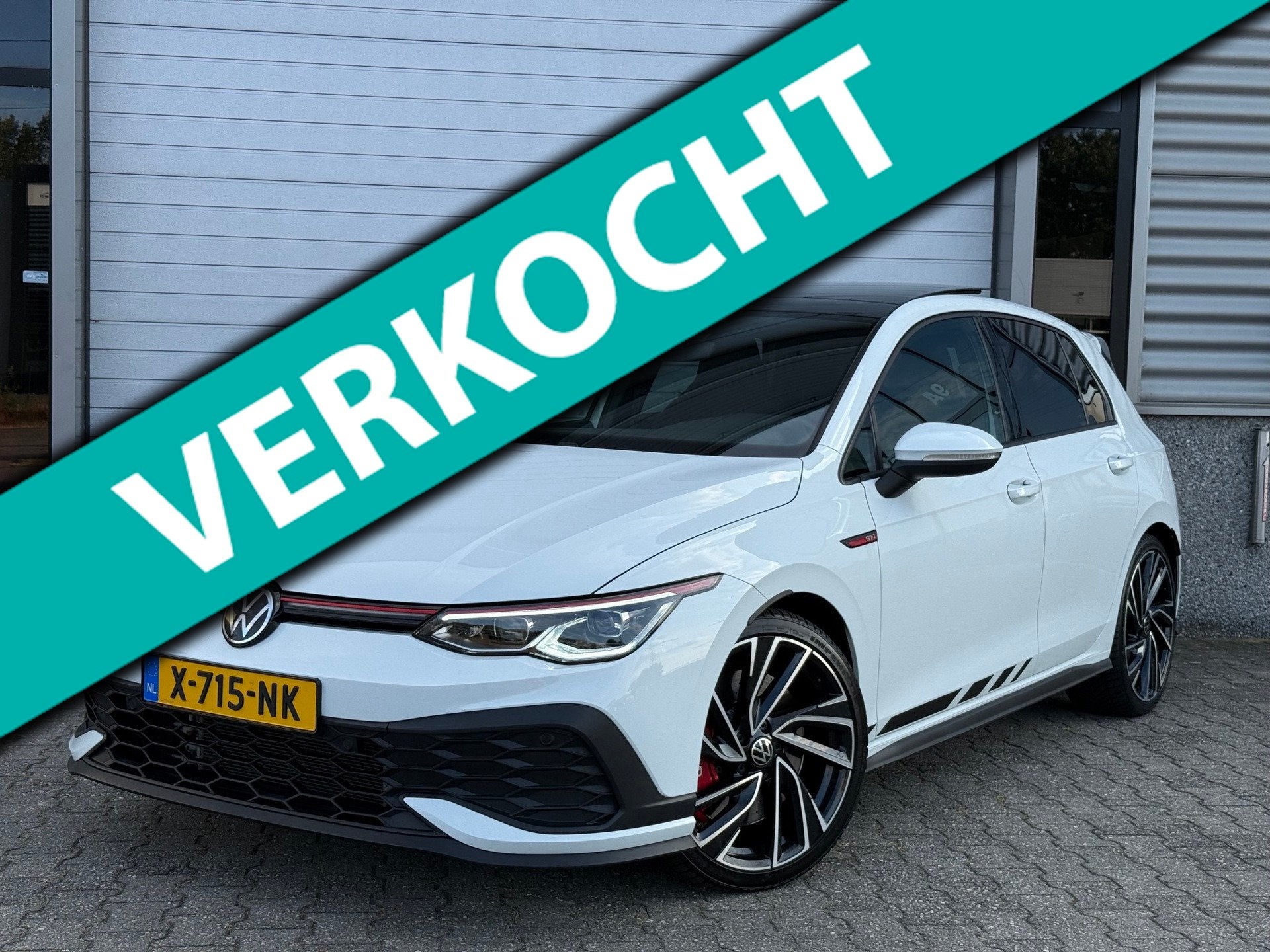 Volkswagen Golf 2.0 TSI GTI Clubsport 300PK Pano IQ, Gebruikt, 4 cilinders, 1984 cc, Alcantara