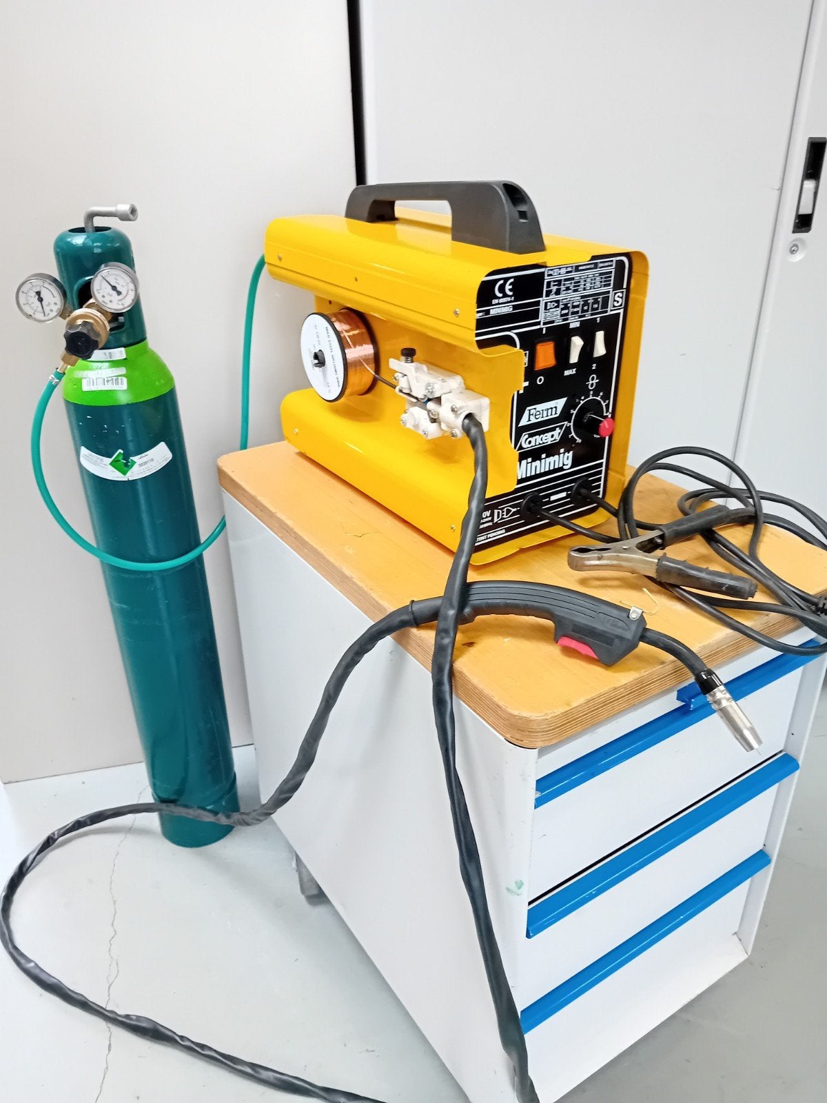 Co2 Mig Mag lastoestel Lasapparaat 230volt Menggasfles 10lit, Doe-het-zelf en Verbouw, Gereedschap | Lasapparaten, Ophalen, Co2