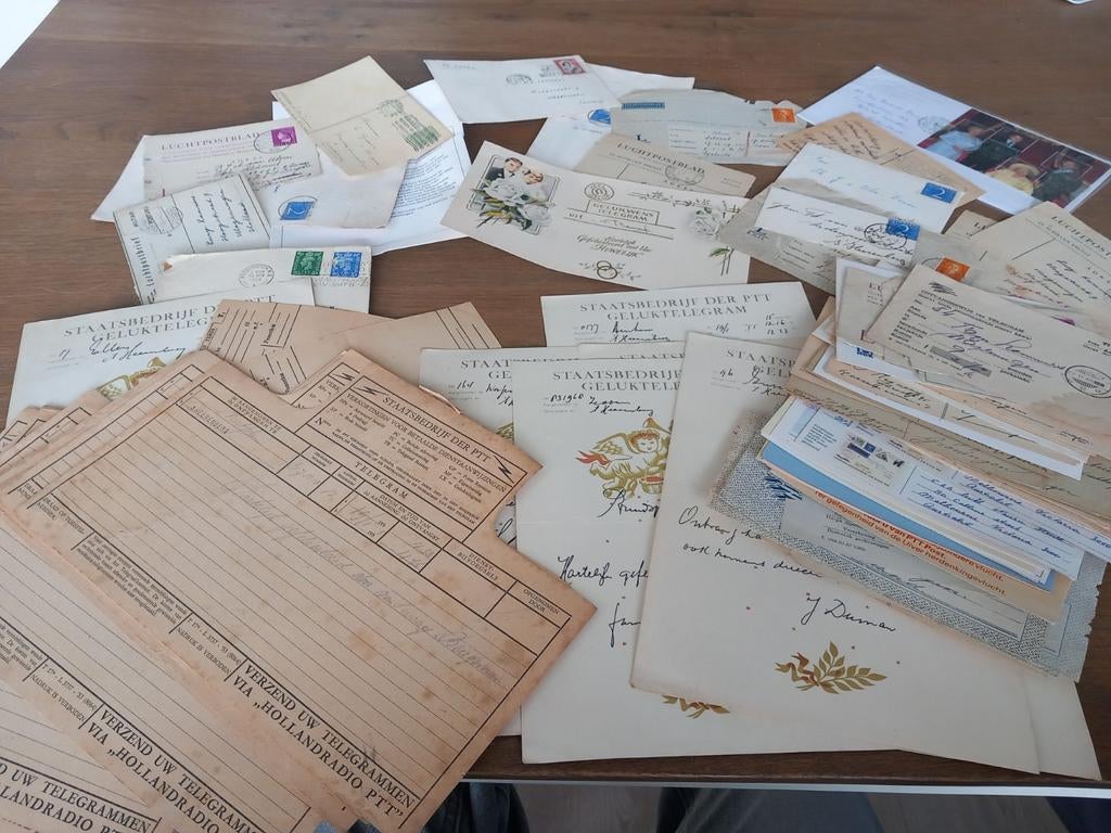 Vnl Nederland verz. Telegrammen, briefkaarten, luchtpostblad, Ophalen of Verzenden, Nederland en Buitenland