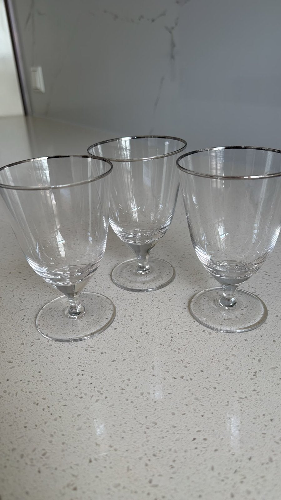 12 chique glazen - zo goed als nieuw, let op: beschrijving, Ophalen