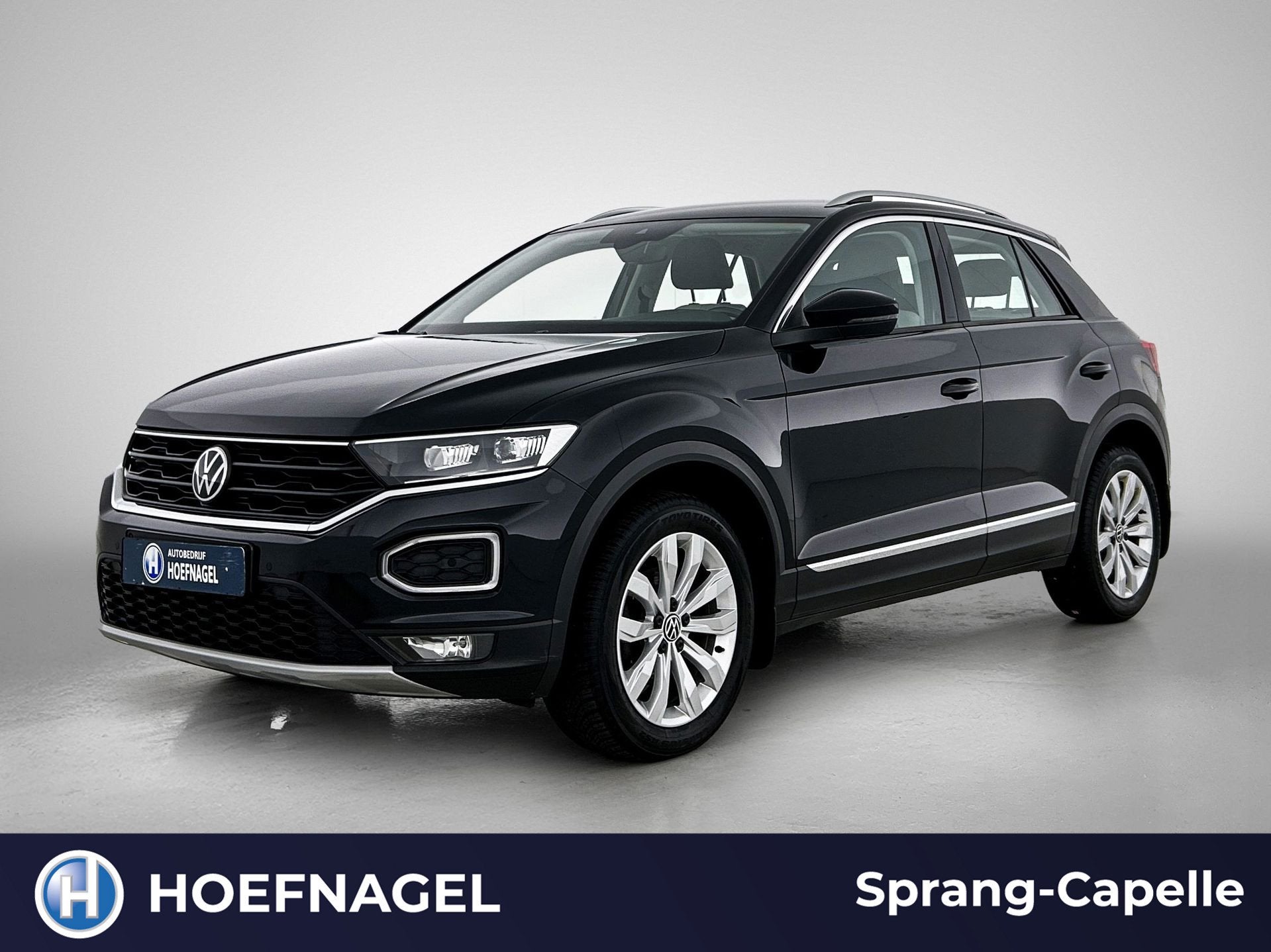 Volkswagen T-Roc 1.5 TSI Sport | Trekhaak | Camera | CarPlay, Auto's, Volkswagen, 1254 kg, 4 cilinders, 150 pk, Automatische klimaatregeling