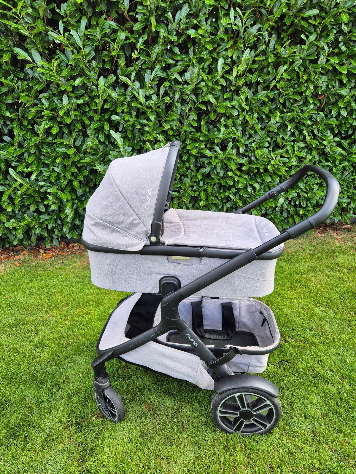 Nuna Demi Grow Combiwagen met reiswieg en zitje, Ophalen, Overige merken, Met reiswieg