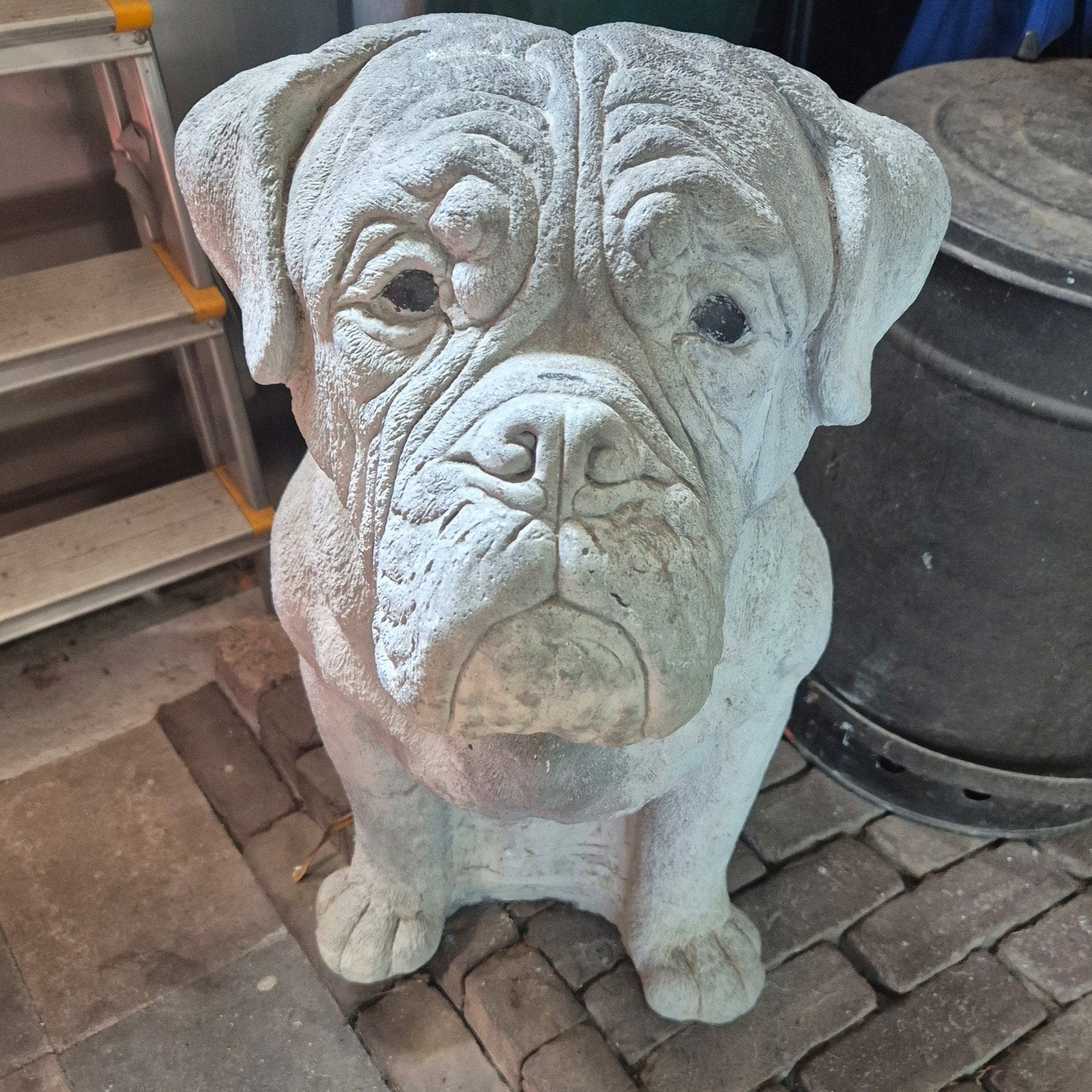 Orgineel yovach beeld van bordeauxdog bordeaux dog hond, Ophalen, Zo goed als nieuw, Steen, Dierenbeeld