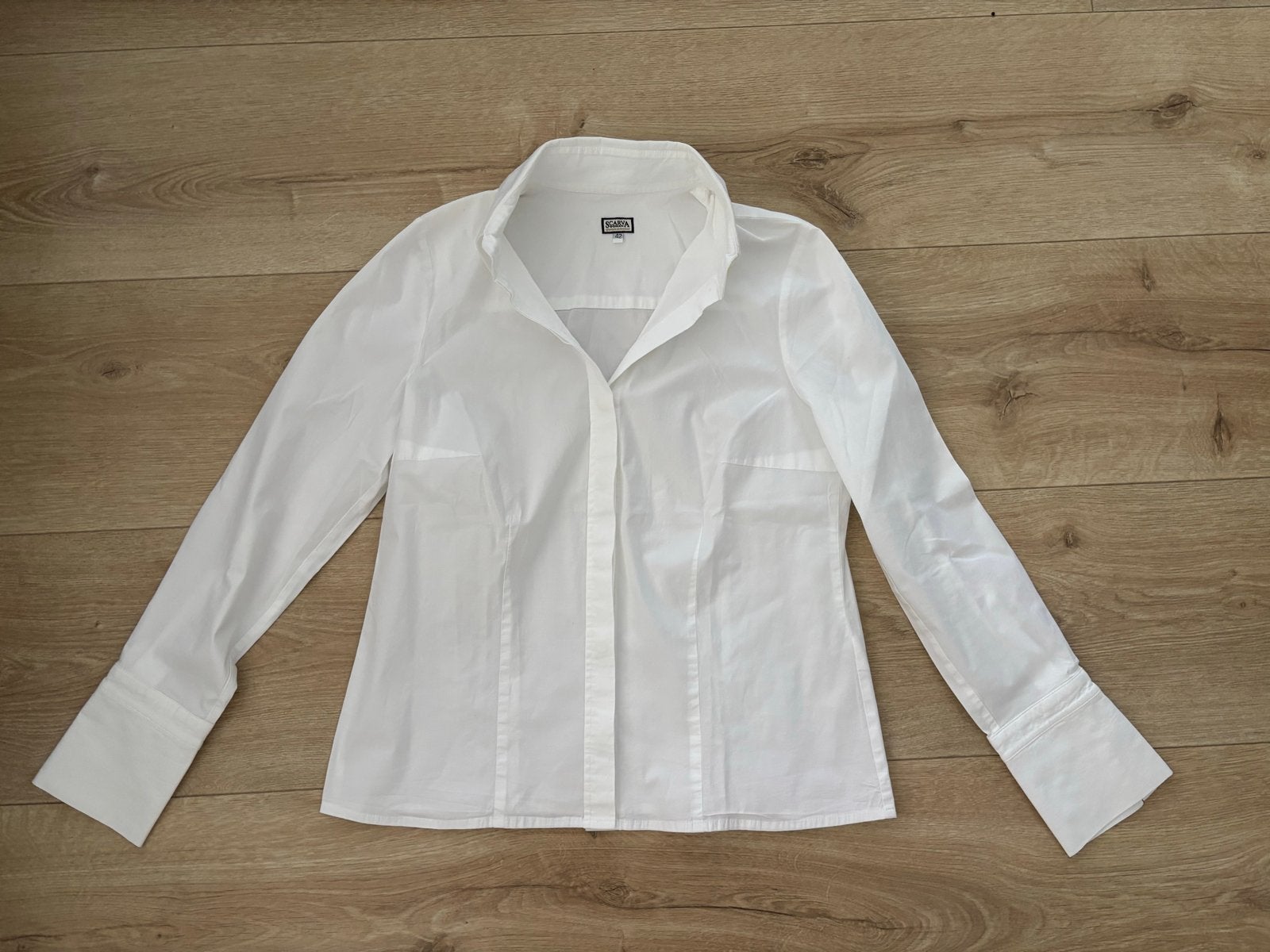 Prachtige SCARVA Woman witte blouse maat 42 nieuwstaat!, Kleding | Dames, Ophalen of Verzenden, Zo goed als nieuw, Maat 42/44 (L)