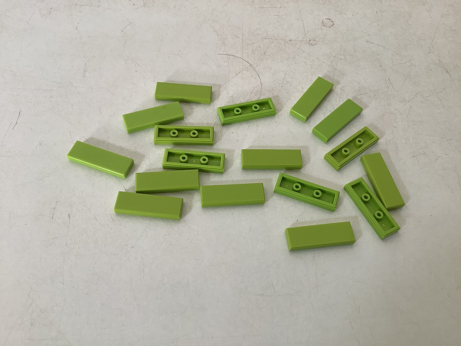 Lego tegel 1x3 lemon groen, Ophalen of Verzenden, Gebruikt, Losse stenen, Lego