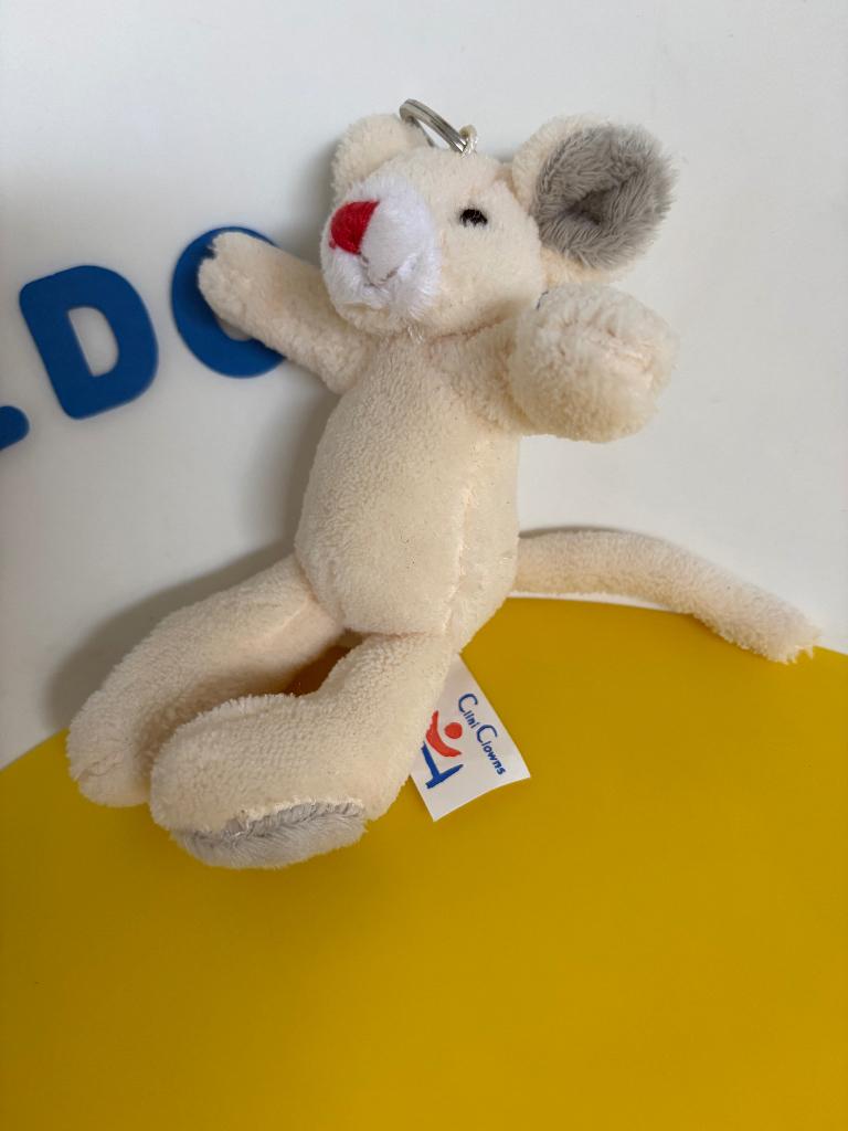 K1487 Cliniclowns muis Toet sleutelhanger, Ophalen of Verzenden, Overige typen