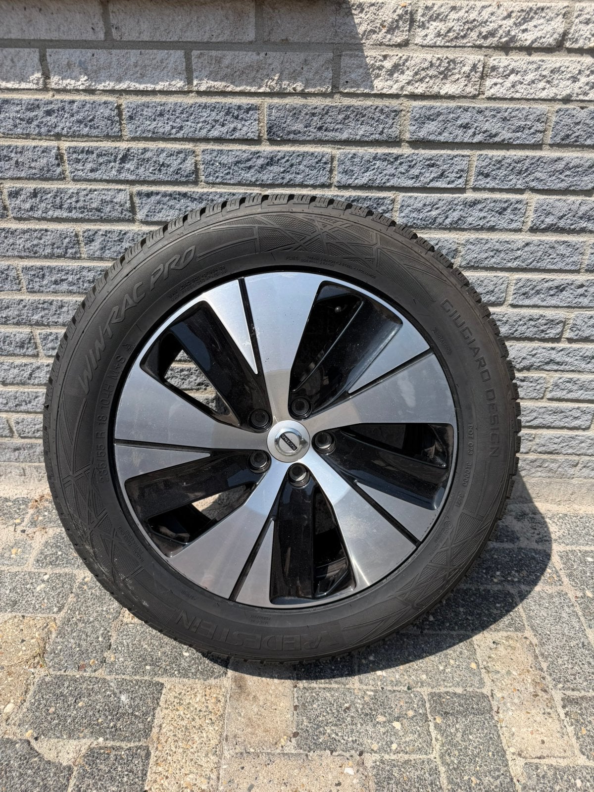 XC40 18’ Velgenset, Auto-onderdelen, Banden en Velgen, 18 inch, Banden en Velgen, 235 mm, Winterbanden