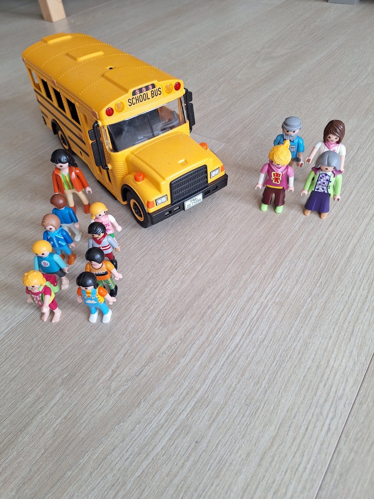 Playmobil Schoolbus met Figuren, Ophalen of Verzenden, Zo goed als nieuw
