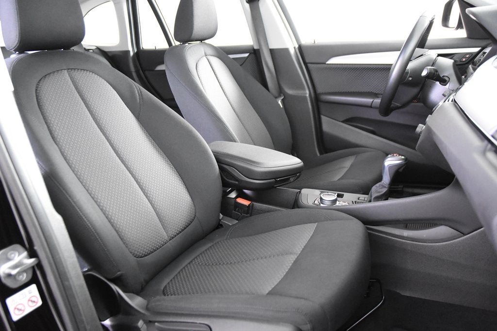 BMW X1 xDrive25e *1ste eigenaar*Navigatie*PDC*Standkachel*, Dealer onderhouden, Stof, Gebruikt, Bruin