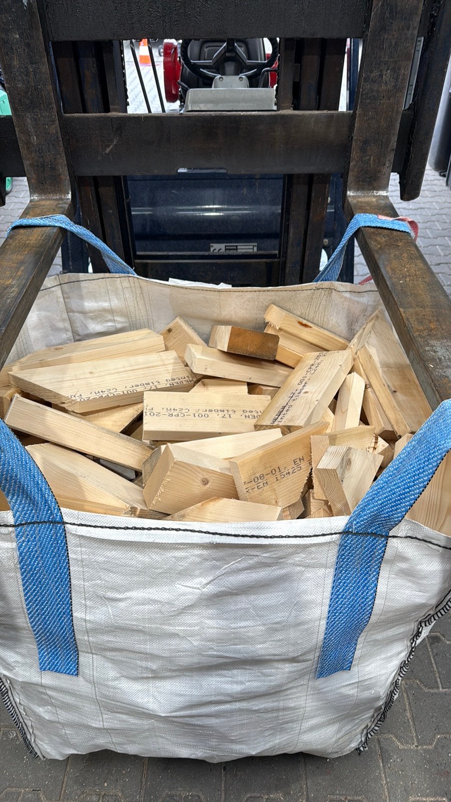 Big Bag vol schoon vuren hout in kant en klare stukken., Tuin en Terras, Minder dan 3 m³, Ophalen, Overige houtsoorten, Blokken