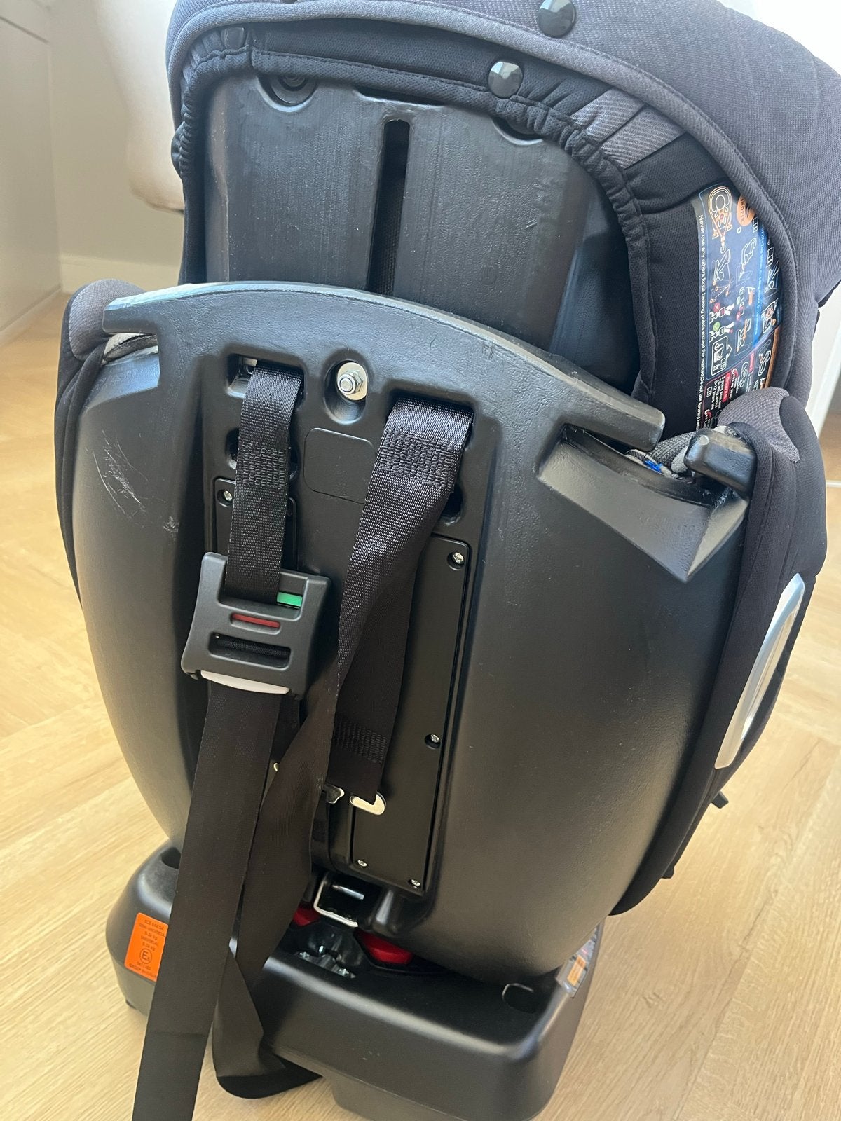 Novi Goliath Go autostoel. Met ligstand., Autogordel, Verstelbare rugleuning, Zo goed als nieuw, 9 t/m 36 kg