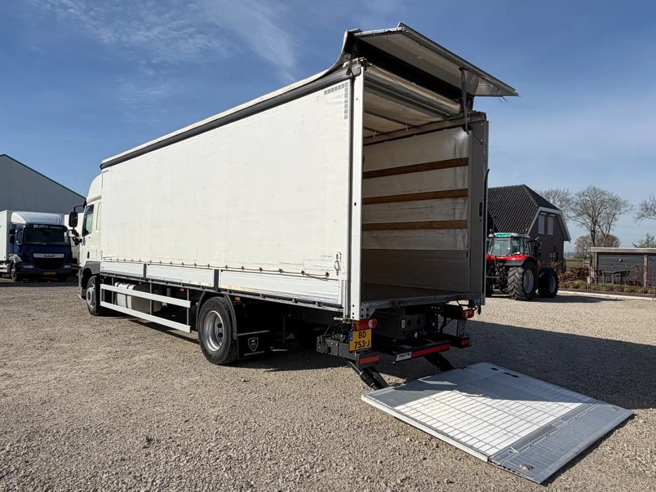 DAF CF 290 CF 290.18 EURO 6 Schuifzeil Bakwagen met Laadklep, Automaat, Gebruikt, Euro 6, 6700 cc