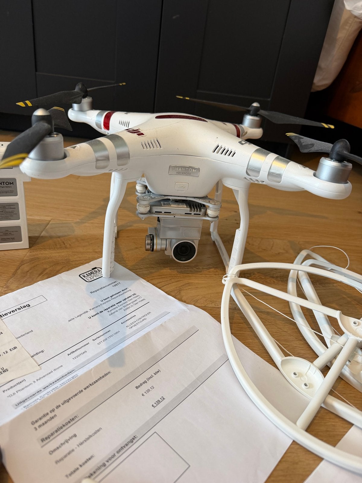 DJI Phantom 3 Advanced drone met accessoires en koffer, Cameradrone, Zo goed als nieuw, 900 gram tot 4 kilo, 15 tot 30 minuten
