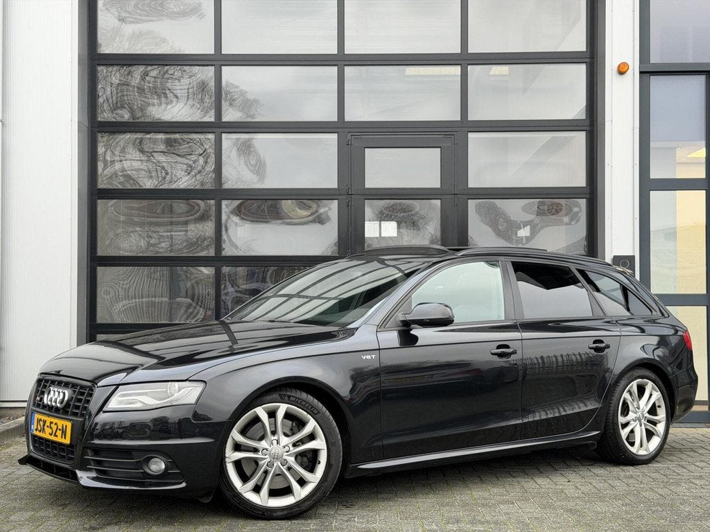 Audi A4 Avant 3.0 TFSI S4 quattro Pro Line S 334PK+ / PANO, Auto's, Audi, Automaat, Euro 5, Gebruikt, Zwart