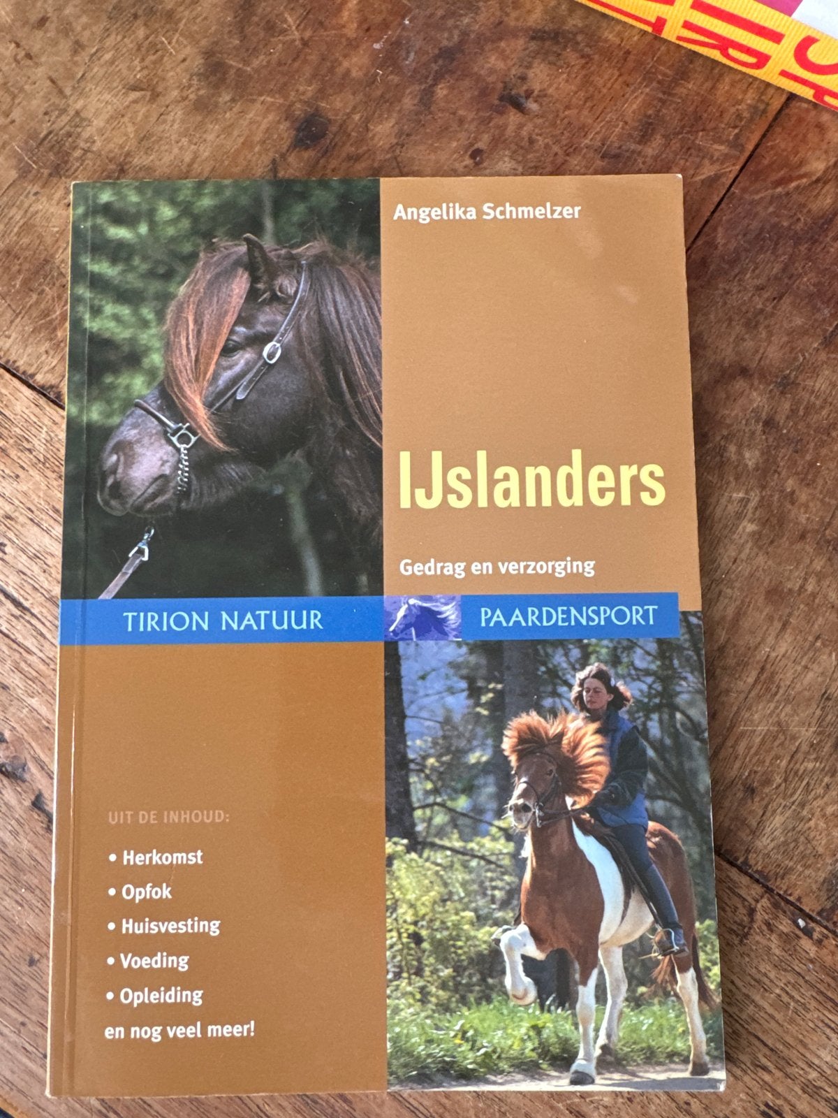 IJslanders: Gedrag en verzorging - Angelika Schmelzer, Boeken, Ophalen of Verzenden, Gelezen, Overige onderwerpen