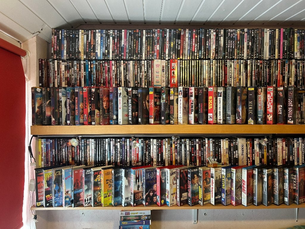 Grote collectie van 3000 DVD's en 1000 VHS tapes, Alle leeftijden, Ophalen, Gebruikt