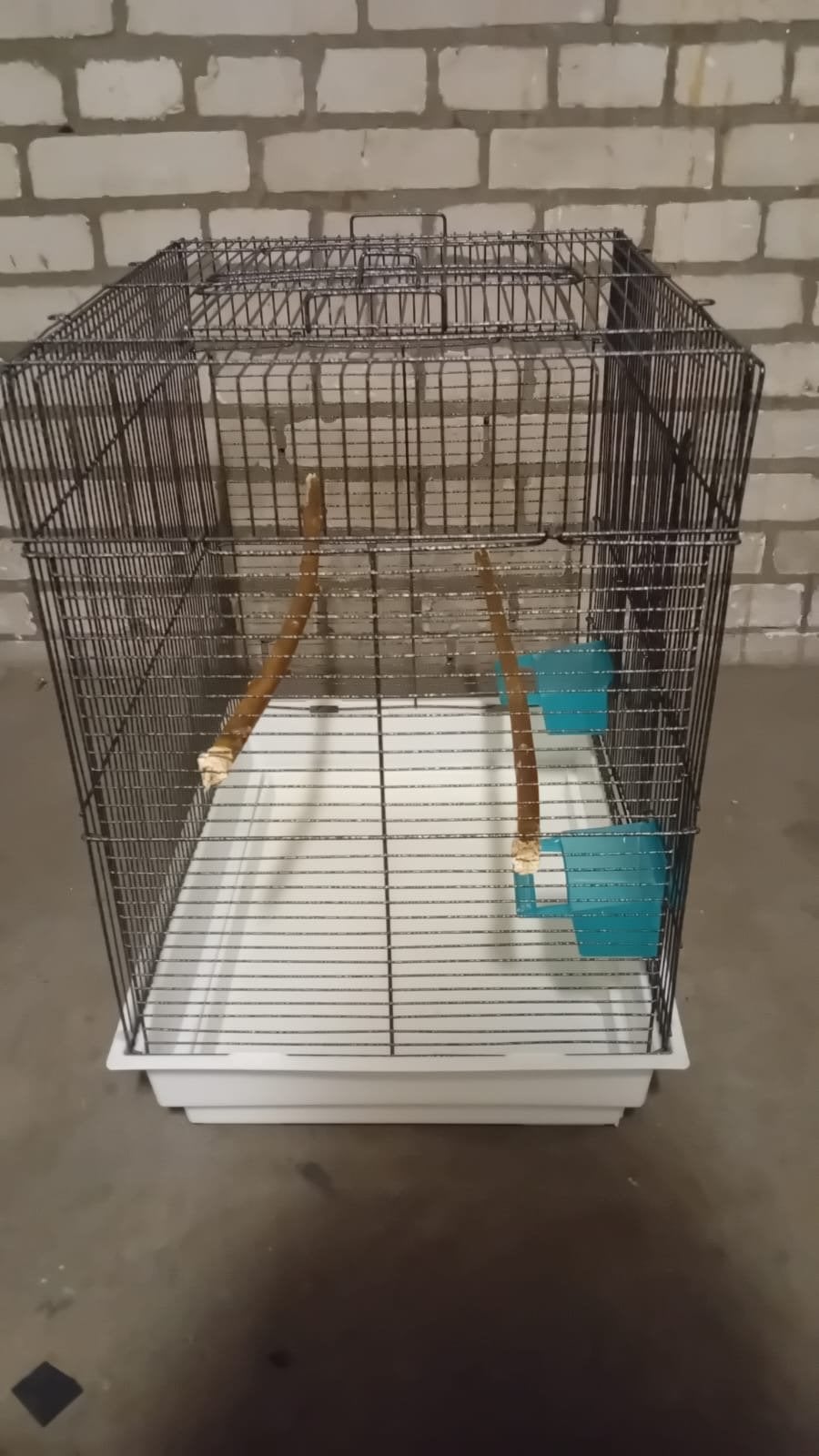 Een zwart grijze witte vogel kooi, Ophalen, Zo goed als nieuw, Overige materialen, Vogelkooi