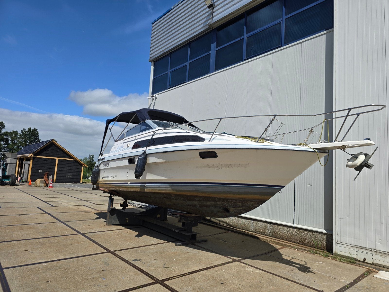 Bayliner 2855 (gezonken!), Watersport en Boten, 9 m, Gebruikt, Binnenboordmotor, Polyester