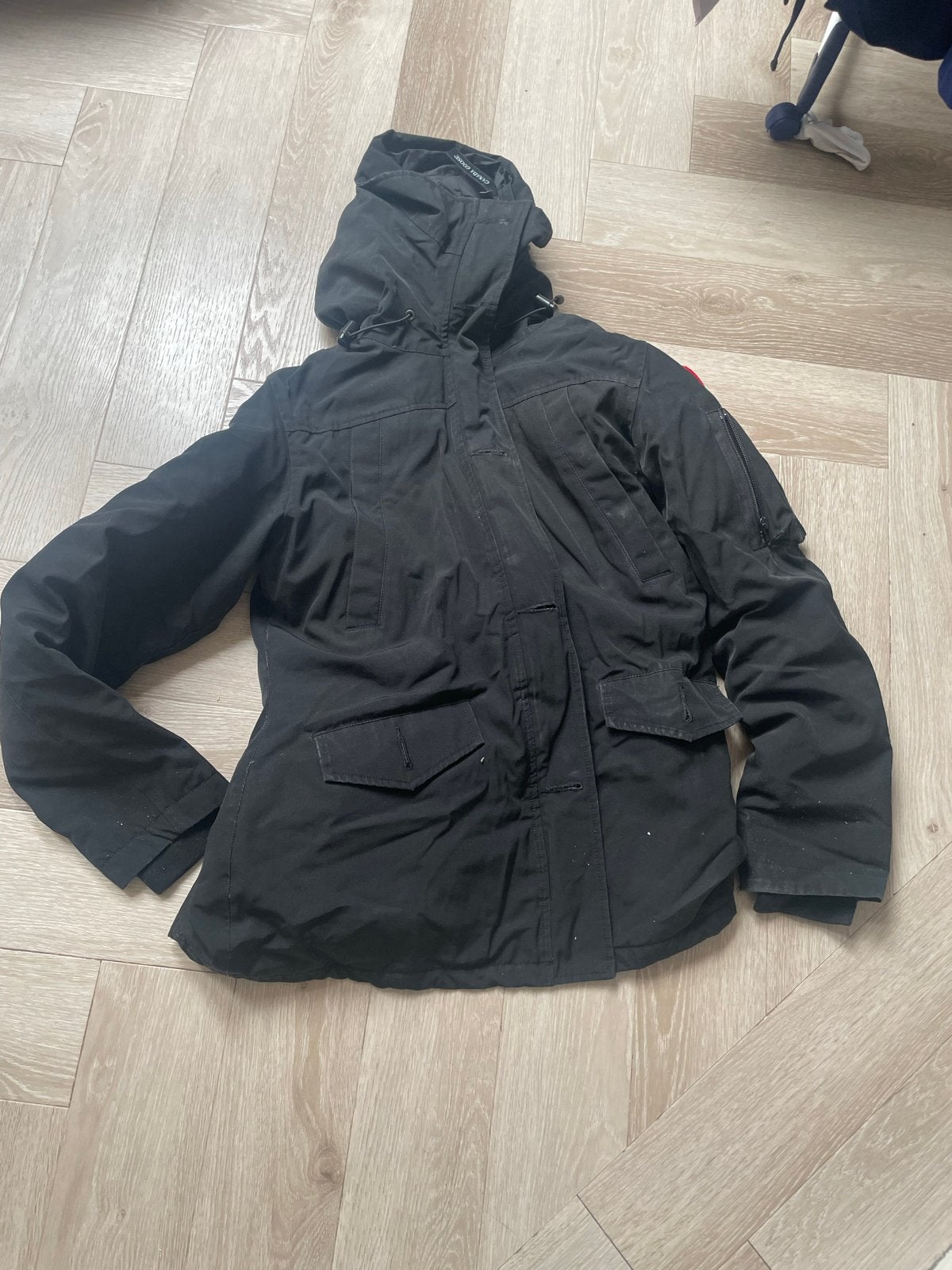 Canada Goose jas zwart, maat L/G, Ophalen of Verzenden, Gedragen, Maat 42/44 (L), Zwart