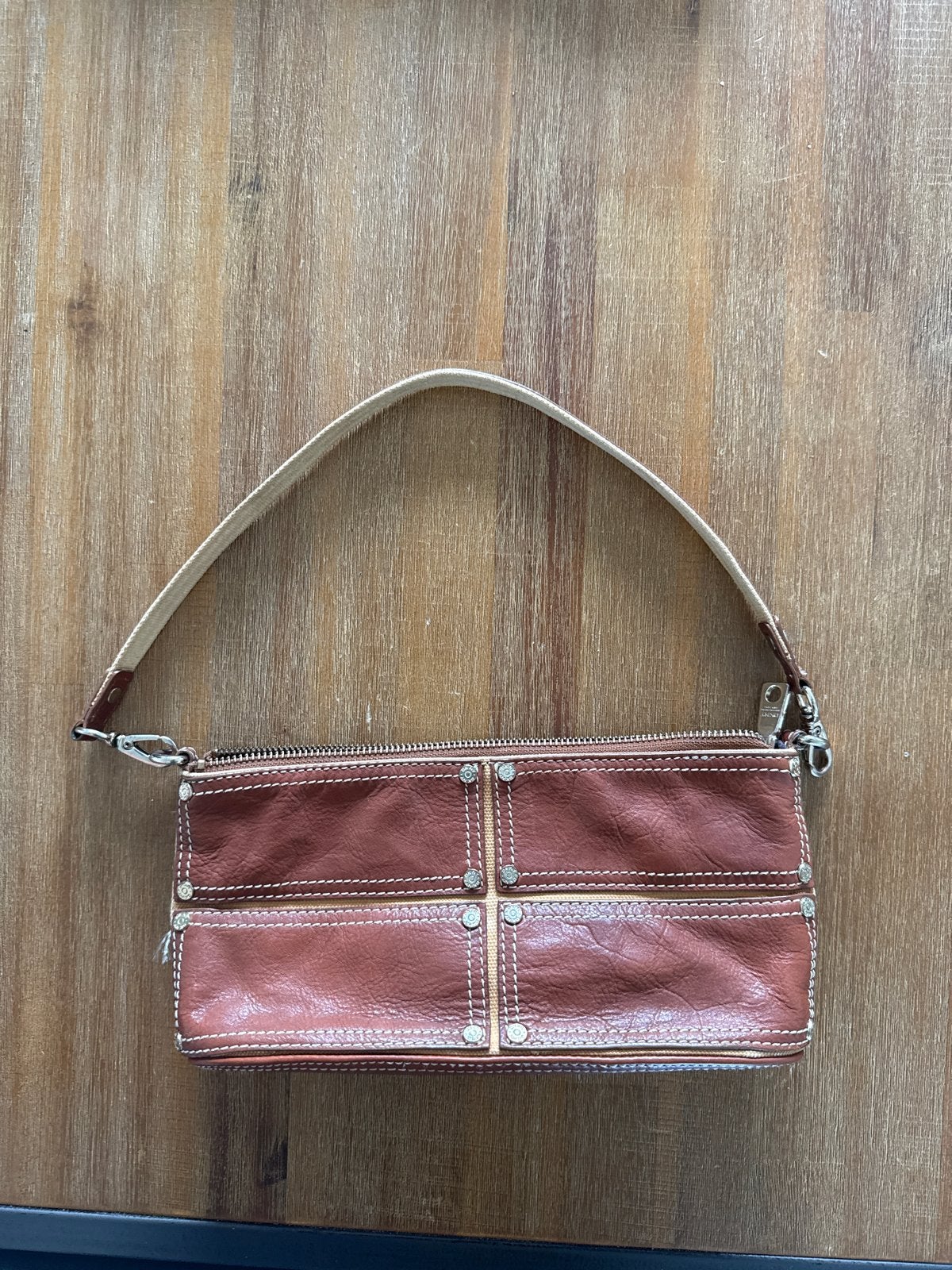 DKNY Bruine Handtas met Studs, Ophalen of Verzenden, Gebruikt, Bruin, Handtas