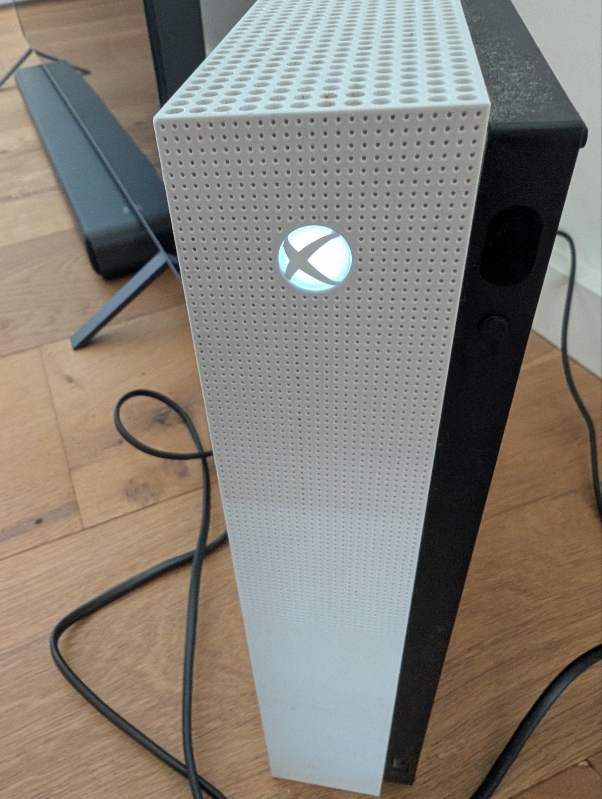 Xbox One S All-Digital - Defect: lage resolutie, Spelcomputers en Games, Spelcomputers | Xbox One, Niet werkend, Xbox One S All-digital