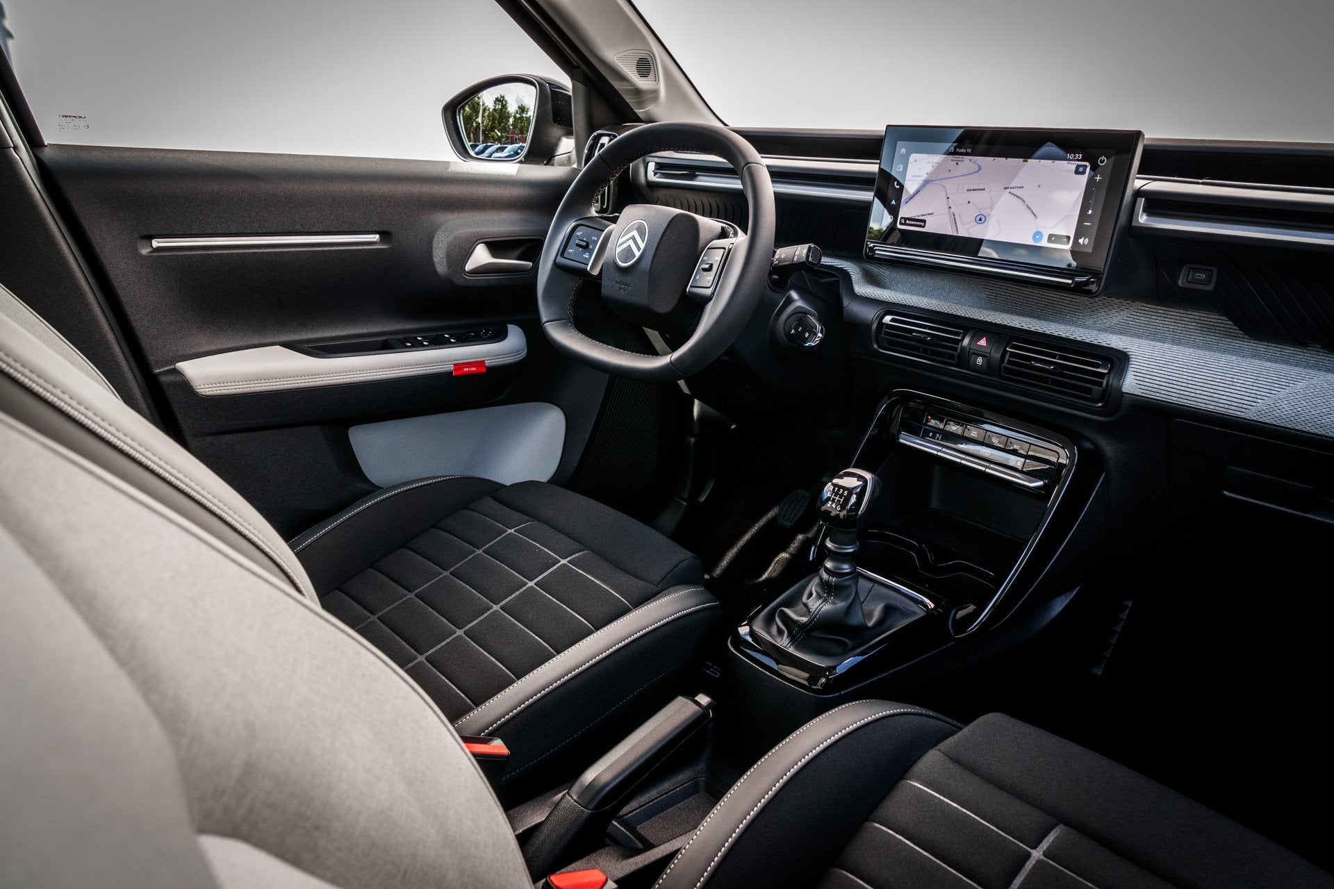 Citroën C3 1.2 Turbo 100pk Max | 1.987 Km! | Camera | Cruis, Auto's, Voorwielaandrijving, 1199 cc, Met garantie (alle), Zwart