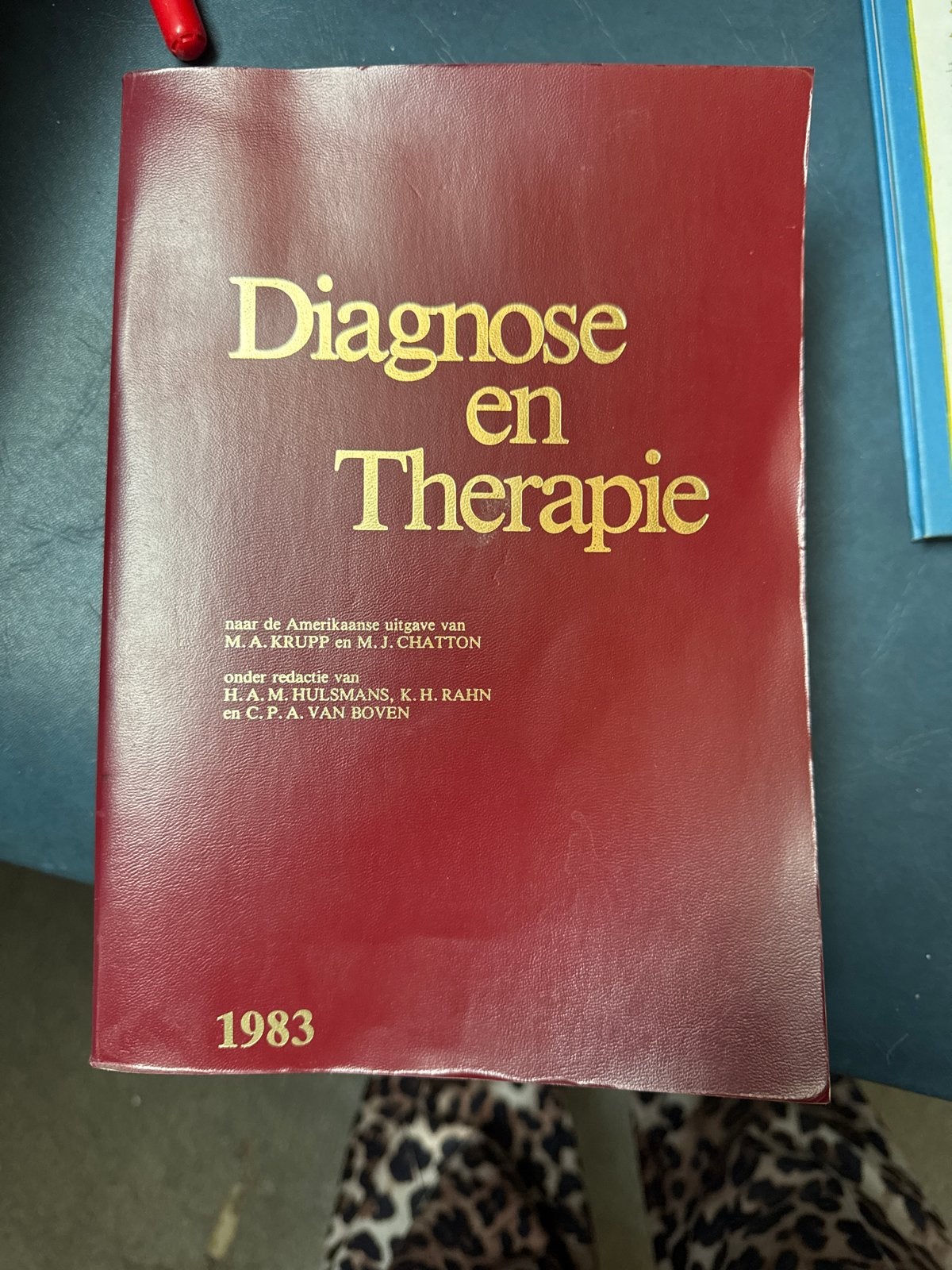 Diagnose en Therapie - Medisch Handboek 1983, Boeken, Ophalen, Beta, Gelezen, HBO