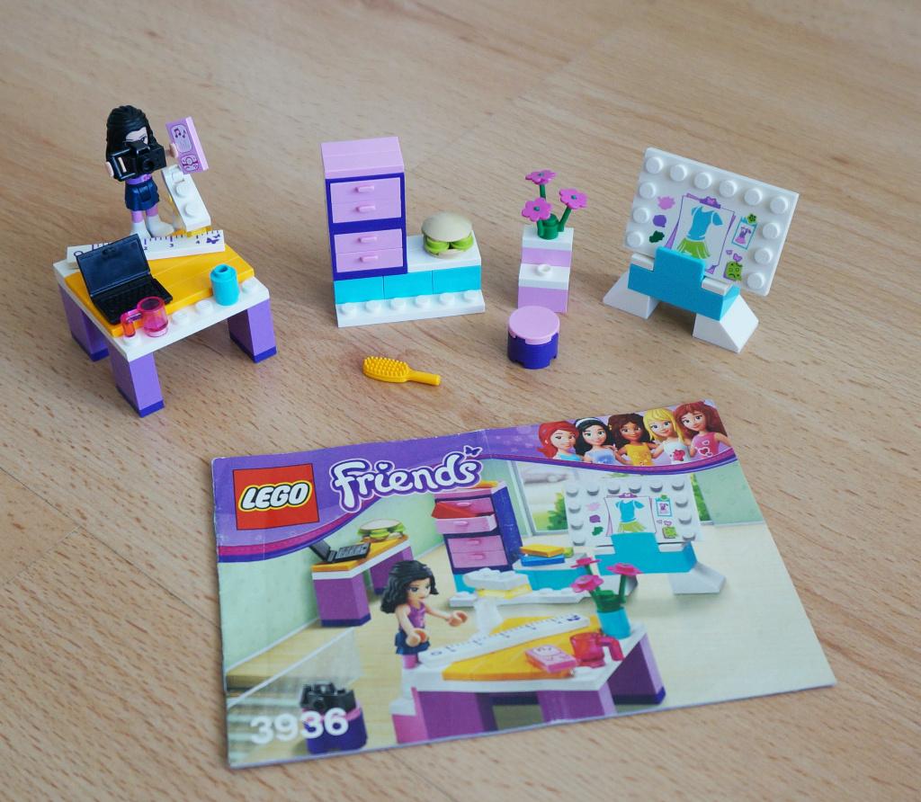 Te koop Lego 3936 (Emma's Fashion Design Studio - 2012)., Ophalen of Verzenden, Zo goed als nieuw, Complete set, Lego