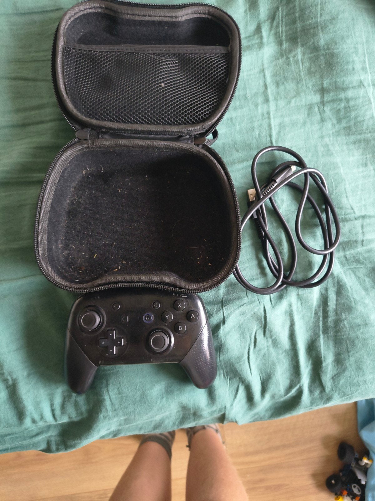 Nintendo Switch Pro Controller met hoesje en kabel, Ophalen of Verzenden, Zo goed als nieuw, Met 1 controller, Switch Original