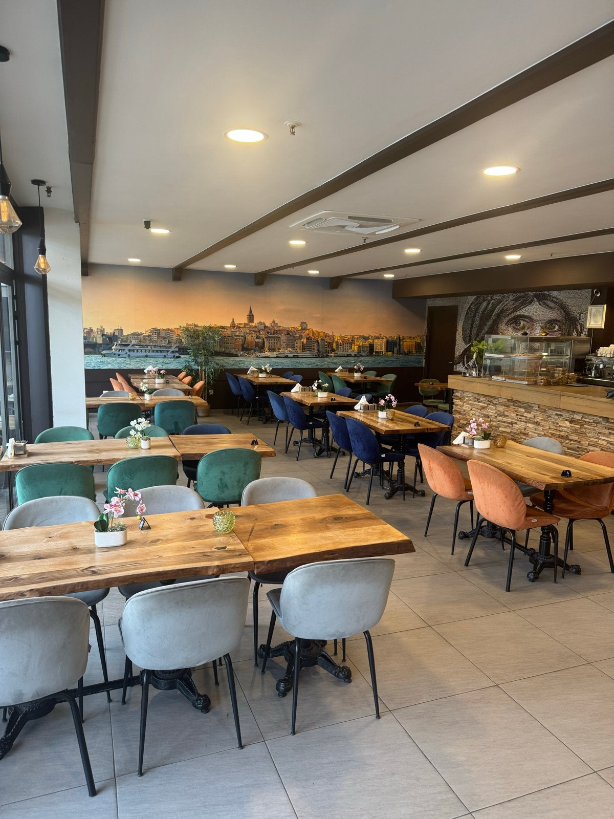 MOET WEG - Comfortabele restaurant stoelen diverse kleuren, Ophalen, Gebruikt, Overige kleuren, Stof