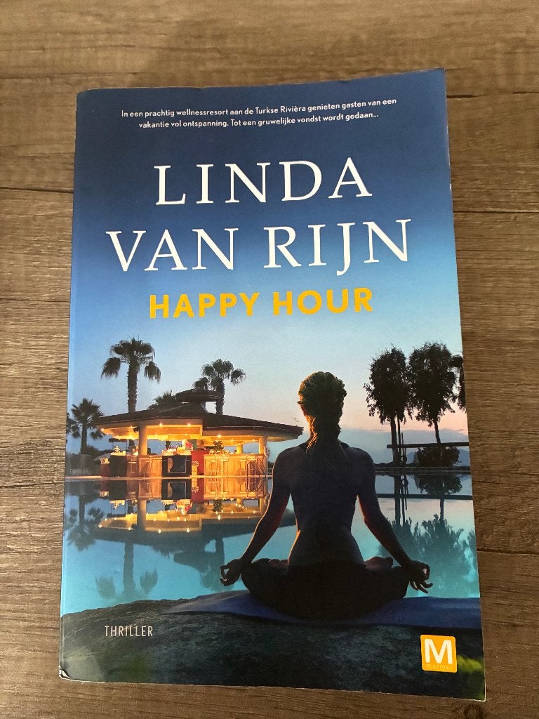 Linda van Rijn - Happy hour, Boeken, Ophalen of Verzenden, Gelezen, Linda van Rijn