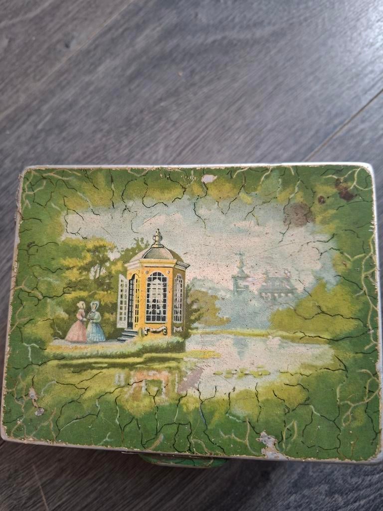 Vintage blikken doos met romantische scène, Ophalen of Verzenden