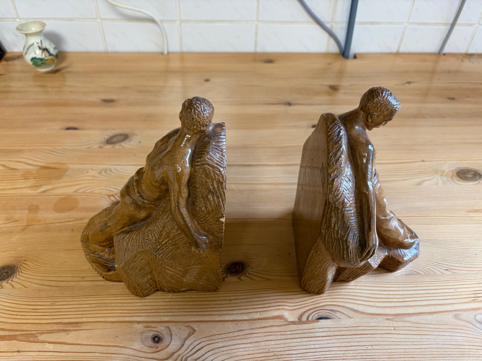 Vintage Boekensteunen - Man met Bundel - Keramiek, Geglazuurd, Ophalen of Verzenden, 20 - 50 cm, Steen of Keramiek