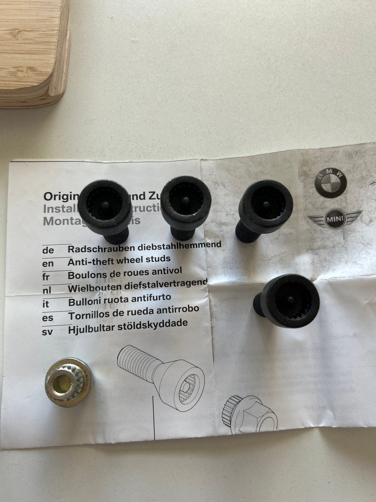 BMW/Mini Anti-diefstal Wielbouten Set (NIEUW), Auto-onderdelen, Ophalen, Gebruikt, BMW