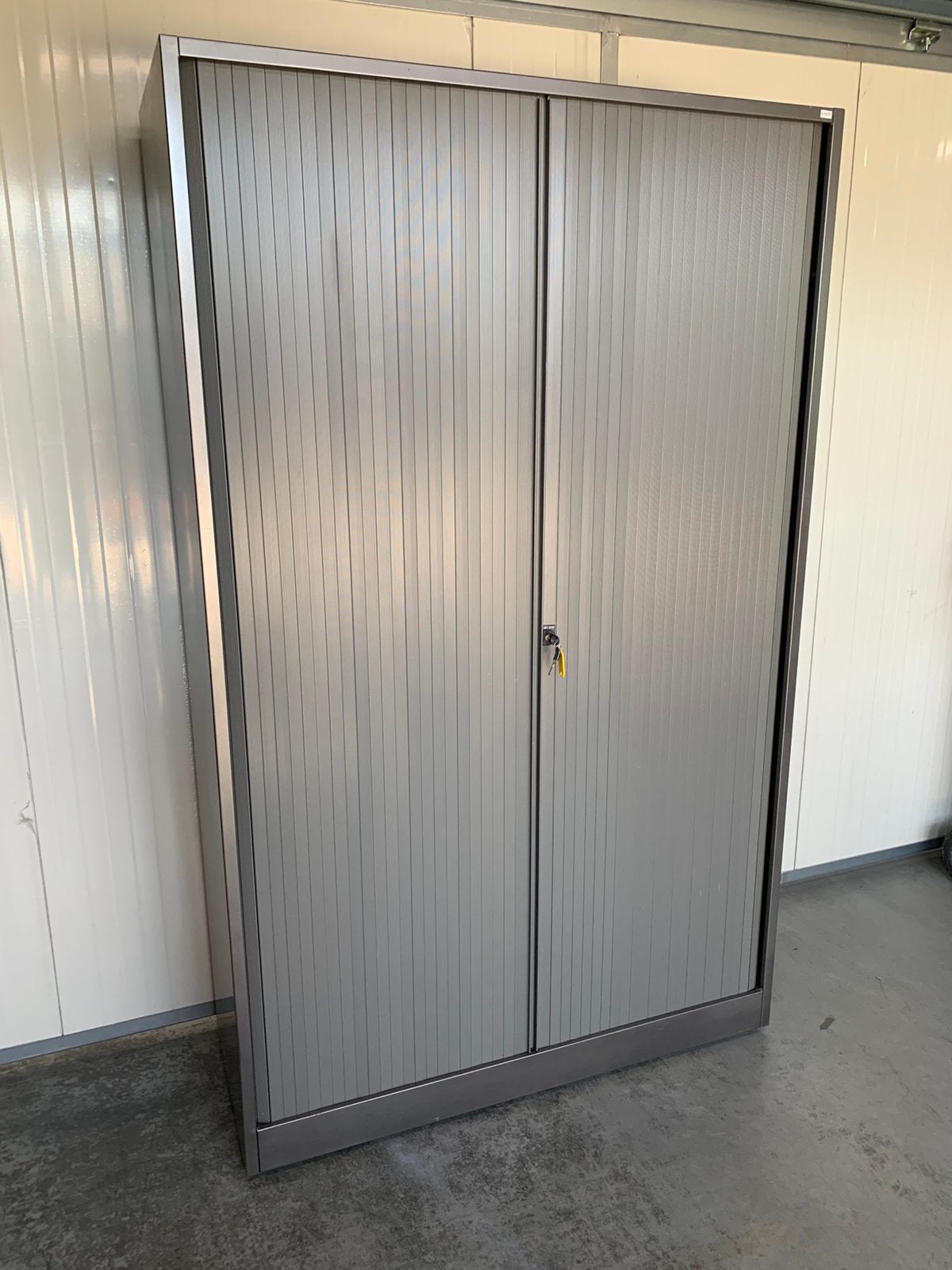 Roldeurkasten, Huis en Inrichting, Ophalen, 100 tot 150 cm, Zo goed als nieuw, 150 tot 200 cm