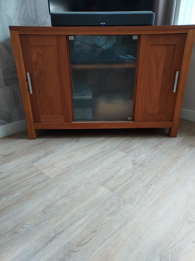TV hoekkast lichteiken, Ophalen, 100 tot 150 cm, Eikenhout, Zo goed als nieuw