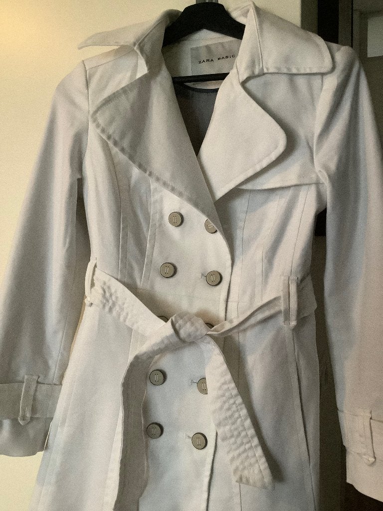 Zara white trenchcoat S, Wit, Ophalen of Verzenden, Zo goed als nieuw, Maat 36 (S)