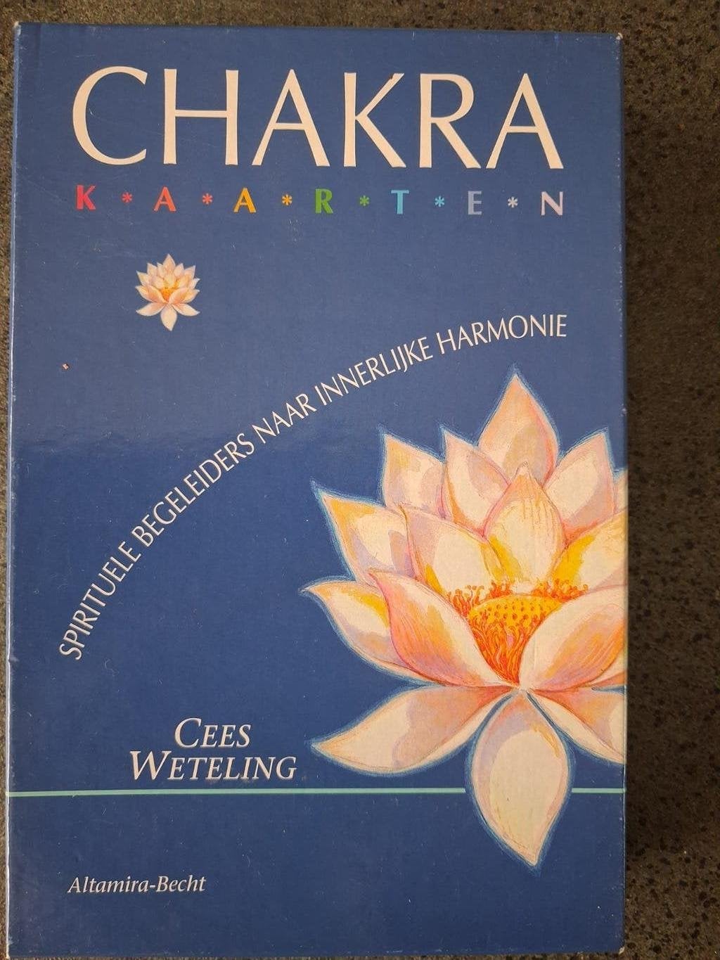 Chakra kaarten., Boeken, Tarot of Kaarten leggen, Ophalen of Verzenden, Zo goed als nieuw, Cees Weteling